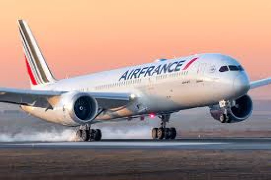 Talk to a Real Person at Air France – Live Support at 📞 1-844-420-1082