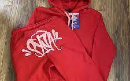 Syna World: Redefining Streetwear with the Iconic Syna World Tracksuit