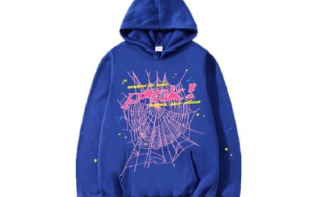 Sp5der Clothing: Redefining Streetwear with the Black Spider Hoodie