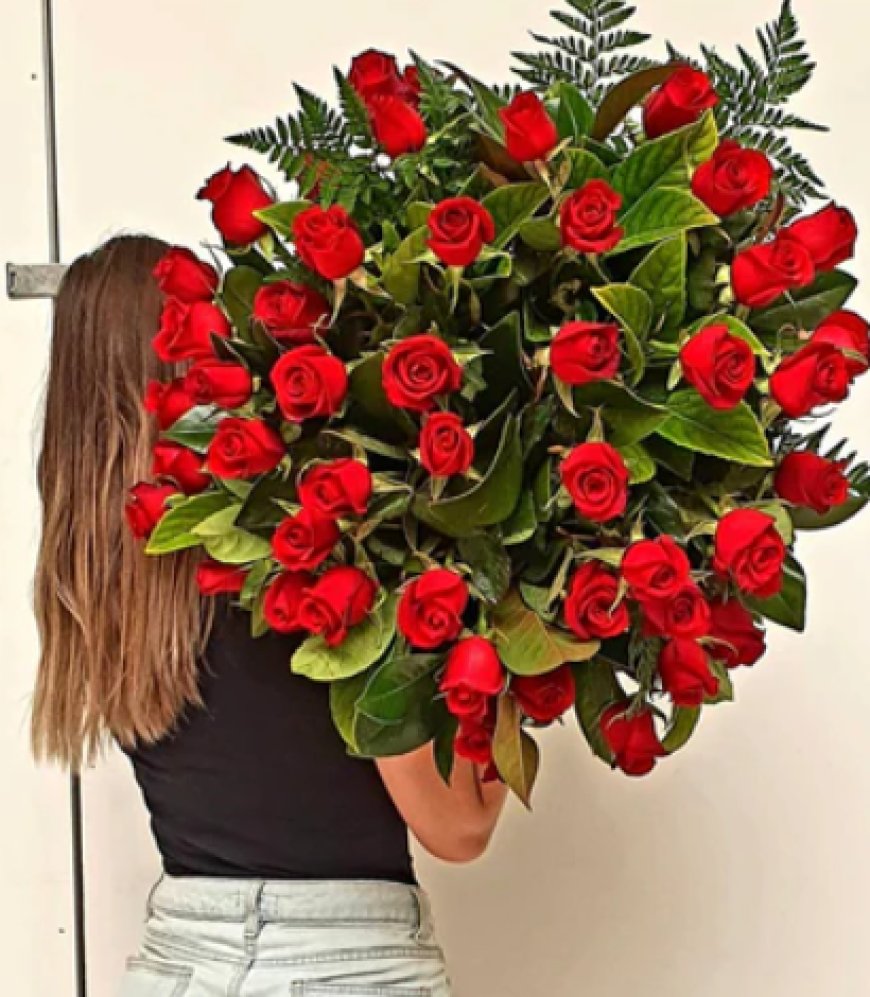 Little Gestures, Big Meaning: Rediscovering the Art of Thoughtful Flower Gifting